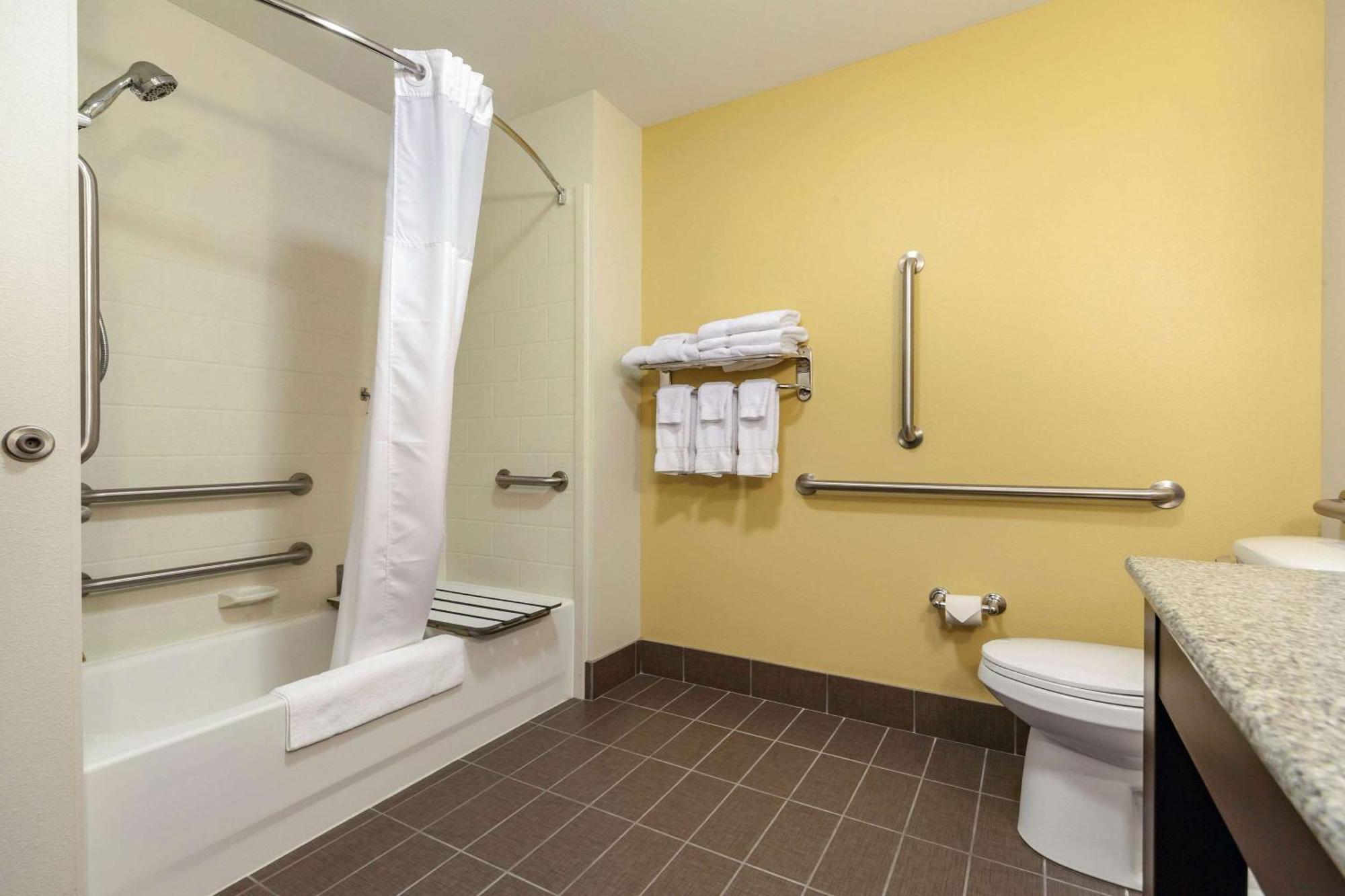 Sleep Inn & Suites Grand Forks Near Alerus Center Eksteriør bilde